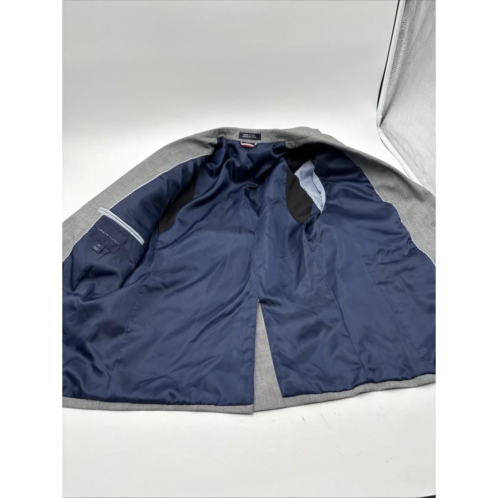 Tommy Hilfiger this product